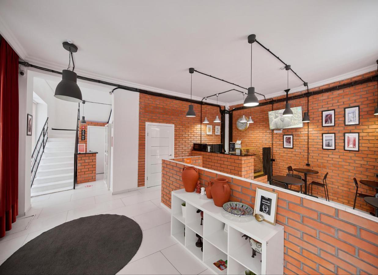Hannah Inn - Ex Hello Inn Astana Ngoại thất bức ảnh